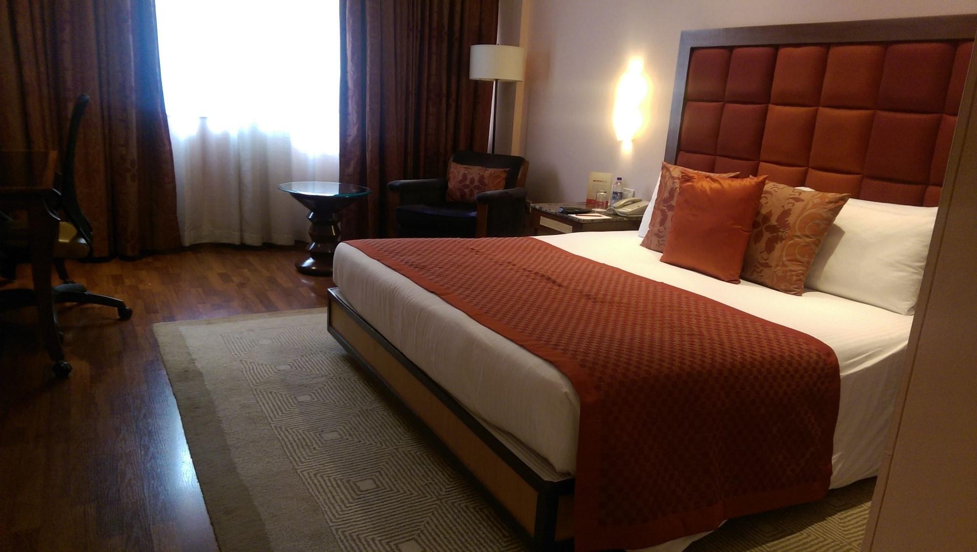 Vivanta Bengaluru Residency Road Εξωτερικό φωτογραφία