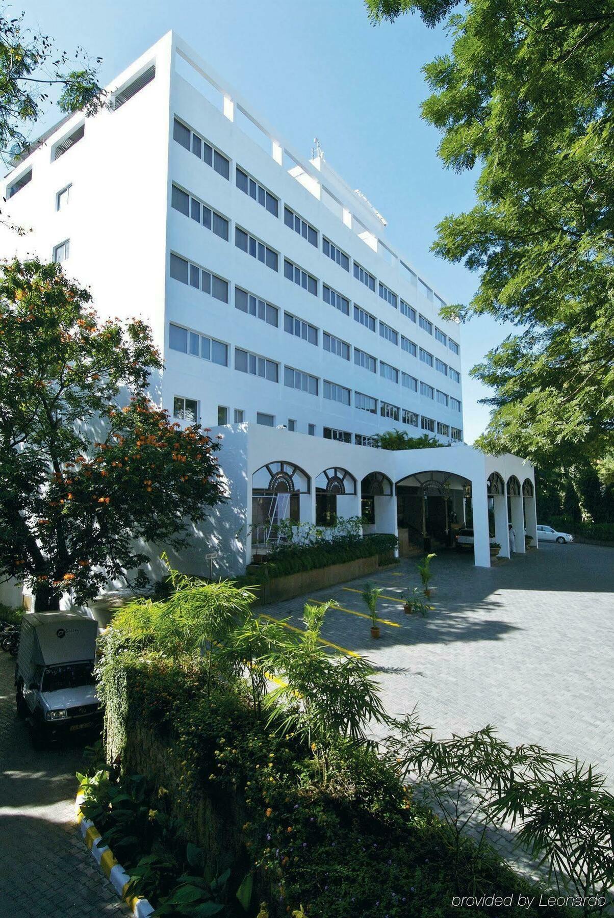 Vivanta Bengaluru Residency Road Εξωτερικό φωτογραφία
